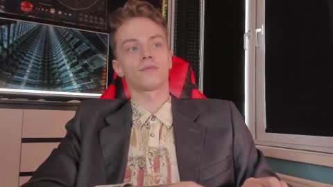 Snapshot of enkeer chatting on 31, 10, 2025 Enker online show from 31, 10, 2025