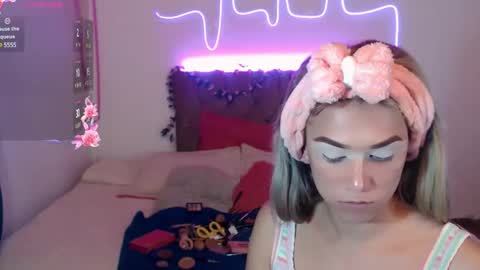 Enma Rojas online show from 19, 12, 2024