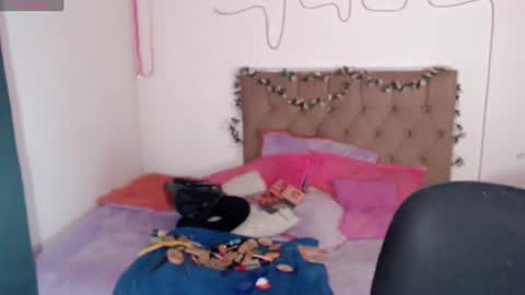 Enma Rojas online show from 17, 1, 2025