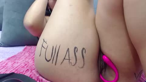 Snapshot of eny_dirty chatting on 9, 1, 2025 Enny Dirty online show from 9, 1, 2025