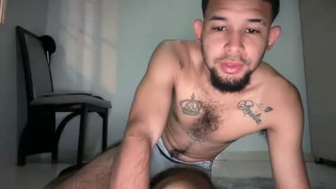 Snapshot of enyel_100 chatting on 27, 6, 2026 enyel_100 online show from 27, 6, 2026