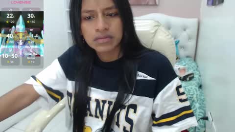 Snapshot of enyelin chatting on 17, 9, 2025 Enyenlina online show from 17, 9, 2025