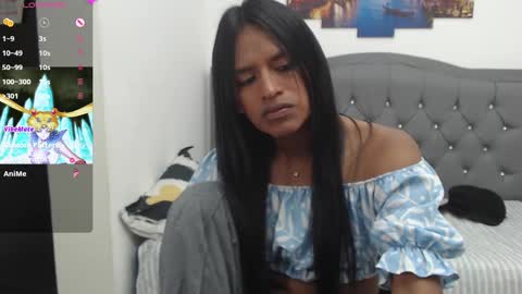 Snapshot of enyelin chatting on 3, 10, 2025 Enyenlina online show from 3, 10, 2025