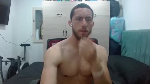enzo_savage online show from 28, 11, 2025