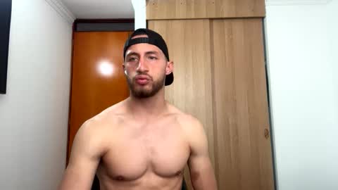 enzo_savage online show from 15, 4, 2026