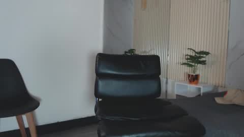 enzo_steel online show from 12, 9, 2025