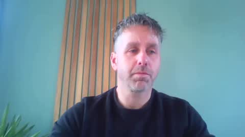 Enzos Massive Cock online show from 5, 3, 2025