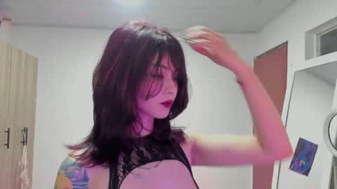 Snapshot of ephemeral_hot chatting on 23, 5, 2026 Leyla online show from 23, 5, 2026