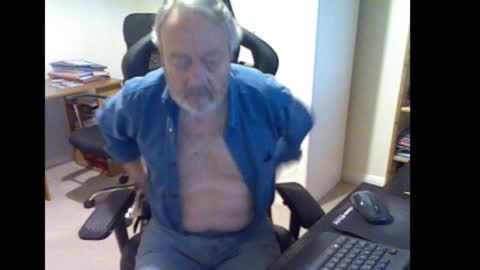 erasmus_d online show from 20, 10, 2025