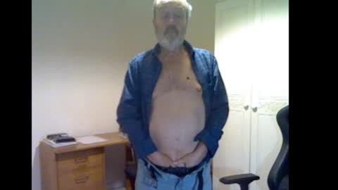 erasmus_d online show from 24, 11, 2025