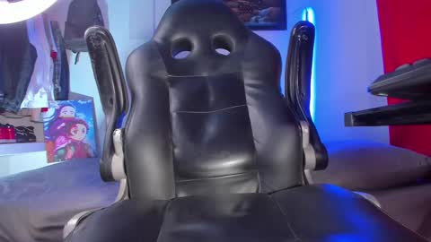 Snapshot of eren_blade_ chatting on 12, 3, 2025 Tht BOSS Eren online show from 12, 3, 2025