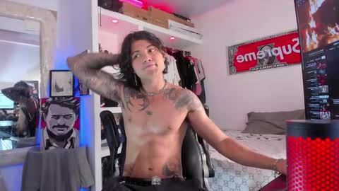 Snapshot of eren_blade_ chatting on 11, 10, 2025 Tht BOSS Eren online show from 11, 10, 2025