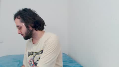 Snapshot of eren_jaeger2000 chatting on 15, 11, 2025 Eren online show from 15, 11, 2025