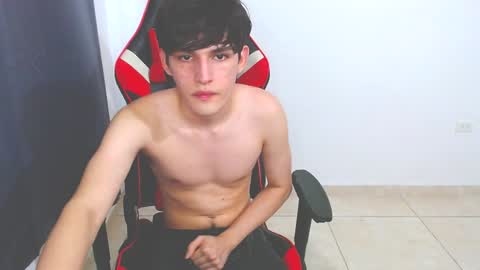 Snapshot of eren_tatakae chatting on 12, 12, 2024 eren_tatakae online show from 12, 12, 2024