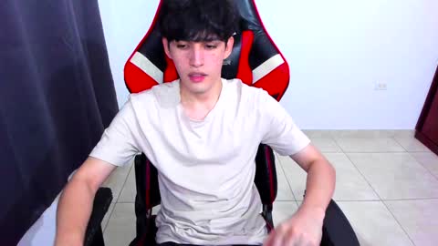 Snapshot of eren_tatakae chatting on 7, 1, 2025 eren_tatakae online show from 7, 1, 2025