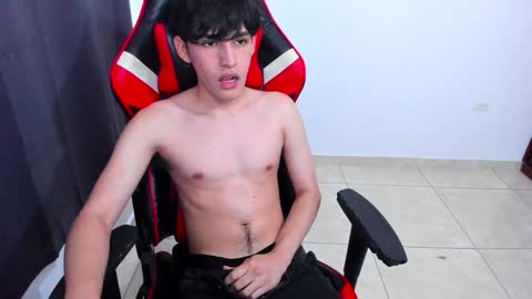 Snapshot of eren_tatakae chatting on 12, 1, 2025 eren_tatakae online show from 12, 1, 2025