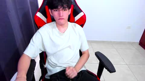 Snapshot of eren_tatakae chatting on 19, 1, 2025 eren_tatakae online show from 19, 1, 2025