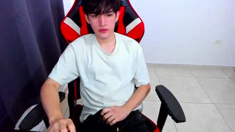 Snapshot of eren_tatakae chatting on 22, 1, 2025 eren_tatakae online show from 22, 1, 2025