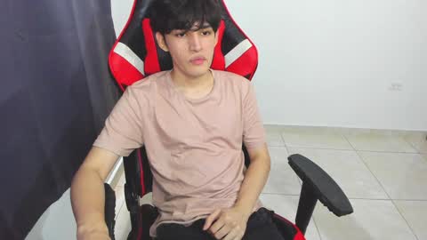 Snapshot of eren_tatakae chatting on 30, 1, 2025 eren_tatakae online show from 30, 1, 2025