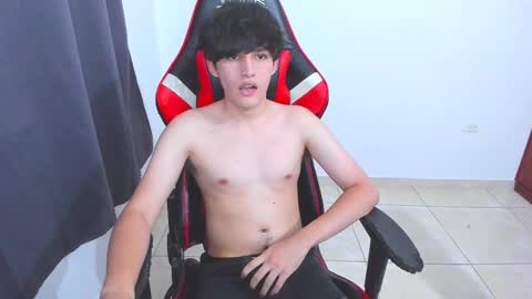 Snapshot of eren_tatakae chatting on 26, 9, 2025 eren_tatakae online show from 26, 9, 2025