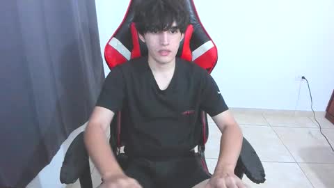 Snapshot of eren_tatakae chatting on 14, 10, 2025 eren_tatakae online show from 14, 10, 2025