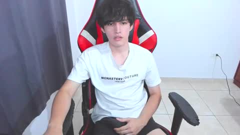 Snapshot of eren_tatakae chatting on 18, 10, 2025 eren_tatakae online show from 18, 10, 2025