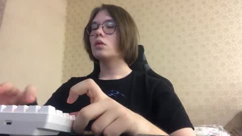 Snapshot of eric_bucks chatting on 27, 2, 2026 haru moon online show from 27, 2, 2026