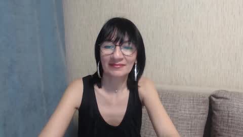 ericablack8 online show from 16, 1, 2025
