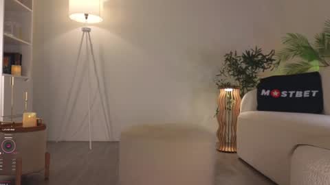 Snapshot of ericamiracle15 chatting on 6, 12, 2024 Call me Erica online show from 6, 12, 2024