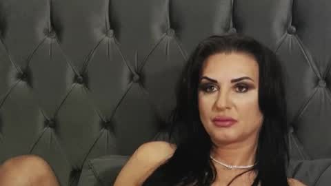 Erica online show from 7, 2, 2025