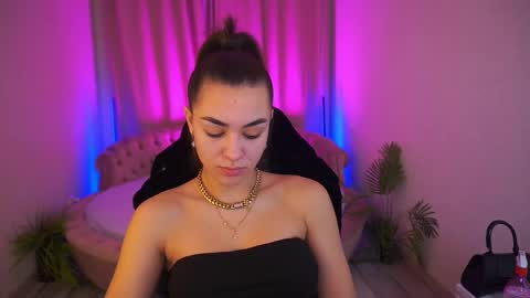 Snapshot of ericasin chatting on 9, 11, 2025 Erica online show from 9, 11, 2025