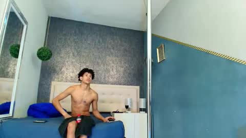   online show from 13, 10, 2025
