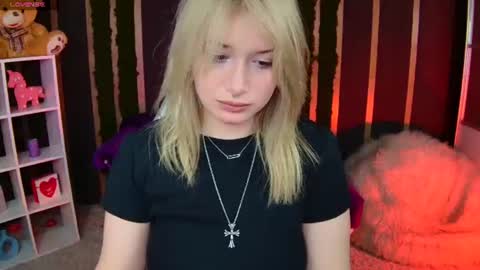 Snapshot of eridabytrend chatting on 7, 7, 2026 eridabytrend online show from 7, 7, 2026