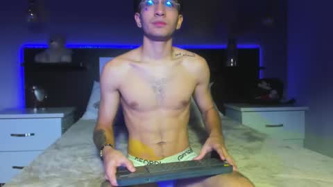 Snapshot of eriikjoness chatting on 16, 9, 2025 Eriik Joness online show from 16, 9, 2025