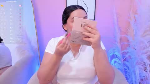 Erika Mendez online show from 28, 10, 2025