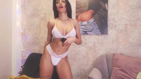 Erikabeee online show from 24, 1, 2025