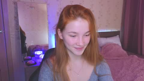 Snapshot of erikabrian chatting on 27, 12, 2024 erikabrian online show from 27, 12, 2024