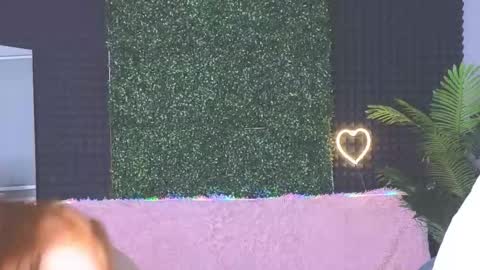 Snapshot of erikabrian chatting on 16, 10, 2025 erikabrian online show from 16, 10, 2025