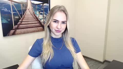 Erika online show from 12, 12, 2024