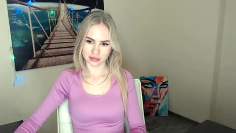 Erika online show from 12, 3, 2025