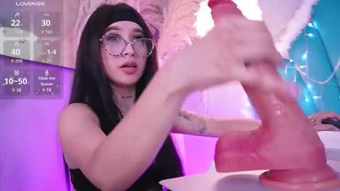 Eri  online show from 4, 12, 2025