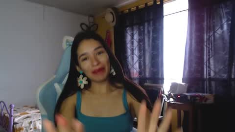 erina_1 online show from 17, 12, 2024