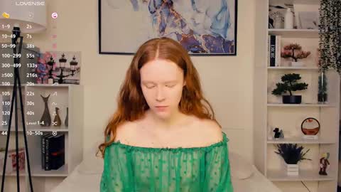 Snapshot of erline_may chatting on 13, 2, 2025 Sofia online show from 13, 2, 2025