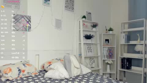 Snapshot of erline_may chatting on 28, 10, 2025 Sofia online show from 28, 10, 2025