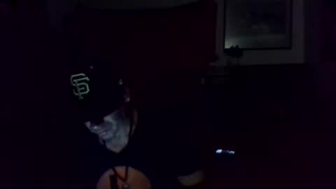 Snapshot of ernsmashin chatting on 26, 5, 2026 Ernsmashin online show from 26, 5, 2026