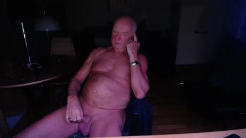 Snapshot of eroen chatting on 11, 9, 2025 eroen online show from 11, 9, 2025