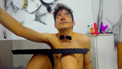 Snapshot of eros_fang chatting on 25, 10, 2025 eros_fang online show from 25, 10, 2025