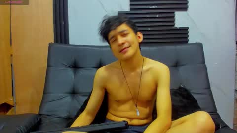 Snapshot of eros_fang chatting on 7, 11, 2025 eros_fang online show from 7, 11, 2025