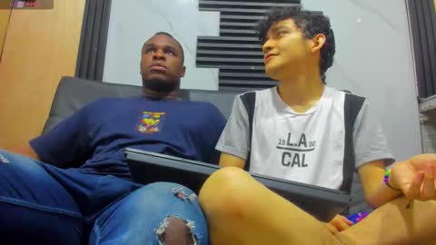 Snapshot of eros_fang chatting on 9, 11, 2025 eros_fang online show from 9, 11, 2025