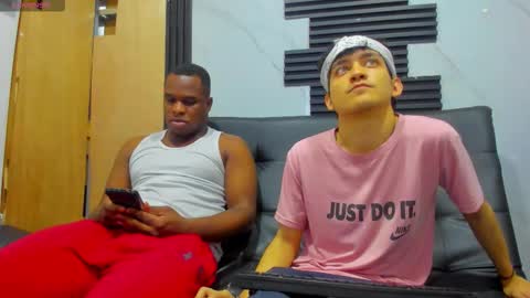 Snapshot of eros_fang chatting on 10, 11, 2025 eros_fang online show from 10, 11, 2025